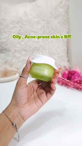 π Dot & Key π
Cica calming
Oil free moisturizer
This mo