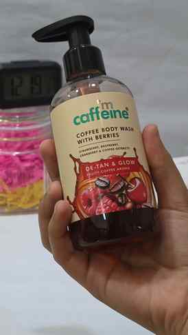 Mcaffeine coffee body wash with berries 🍒
#mcaffeine #ugc