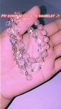 ✨ Elevate your look with the right accessories 💎🤍
.
Commen
