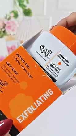 Say goodbye to rough, dull texture and stubborn tan 👋☕✨
If