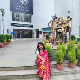Who needs a crown when you have a perfectly draped pallu?🤌�