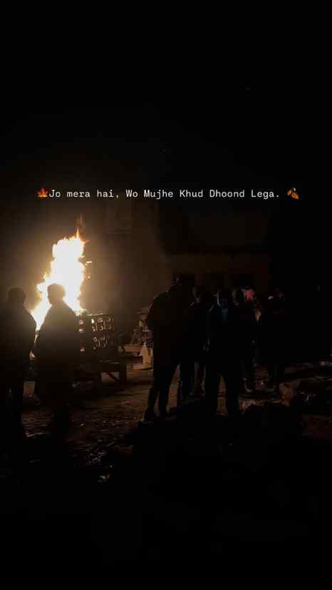 Jo mera hai, wo mujhe khud dhoondh lega.🍁
#banaras #kashi