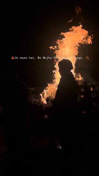 Jo mera hai, wo mujhe khud dhoondh lega.🍁
#banaras #kashi
