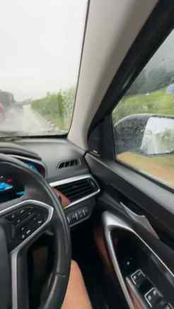 #New road trip in rain ☔