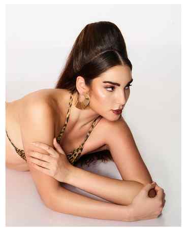 Makeup sculpted like couture🐆
.
.
.
@shreyansdungarwal x @n