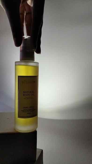 Soft, glowing skin with the goodness of 9 multi oils ✨
And t