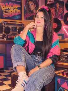 80s vibes, vintage soul, and a little Western glam....
Bring