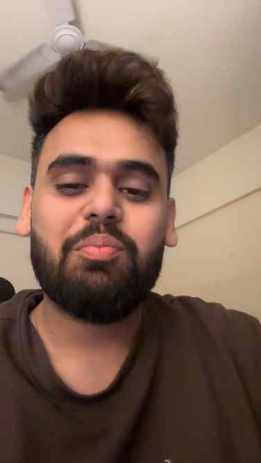 Aaplog bhi itne self-obsessed ho kya?..
#girls #boys #genz