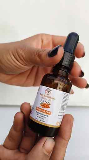 A few drops for hydrated, nourished & naturally glowing skin