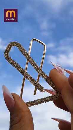 Comment “LINK” for the link 🔗💗
@meeshoapp
[cute accessor