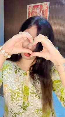 Mujhe pyar na kar🙈 

[insta reels, insta songs, song reels,