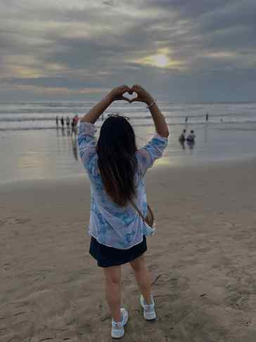 Felt like a free bird 🦋 

[travel, goa beach, explore, peac