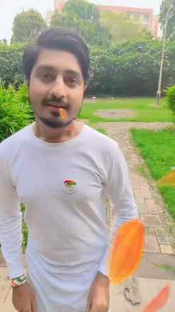 Kitne Rang Badalti Hai 😜🤣 #trending #viralreels #bollywood