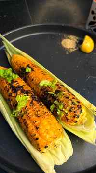 ବର୍ଷା ପାଗେ ଗରମ୍ ଗରମ୍ ତନ୍ଦୁରି Corn 🌽 ମିଲି ଗଲେ ଆଉ କାଣା ଦରକାର୍