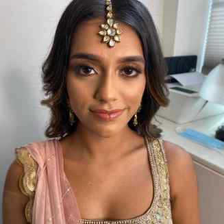 Unfiltered-The Beauty, Aashna 🌸
Pretty in pink, Aashna kne