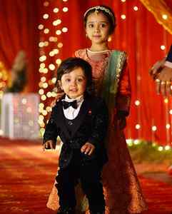 Growing together slaying together….
#maasikishadi #siblingsg