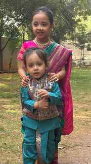 “The fastest transition in the world: Siblings playing to Si