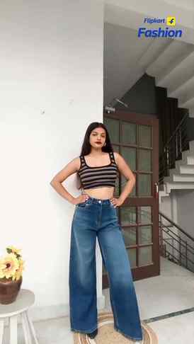 Let's see which one looks good baghu or boot cut jeans 👖 
.