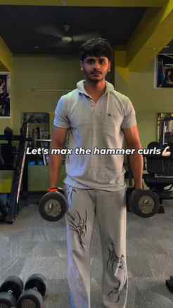 Maxing out the hammer curls today! 🔨 From 17.5kg all the wa