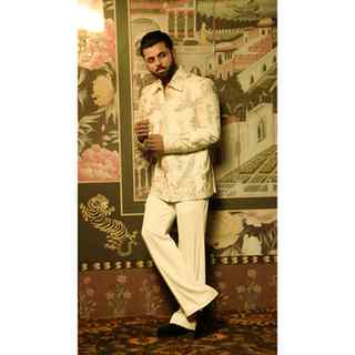 SHOOT : @maheshwarilifestyle
.
#ethnic #traditional #explor