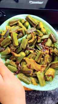 🔥 aayiye banate hain lajawab bhindi recipe 😋😋😋
#viralvi