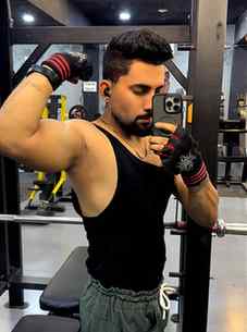 No shortcuts. Just muscle, mindset & consistency. Built, not