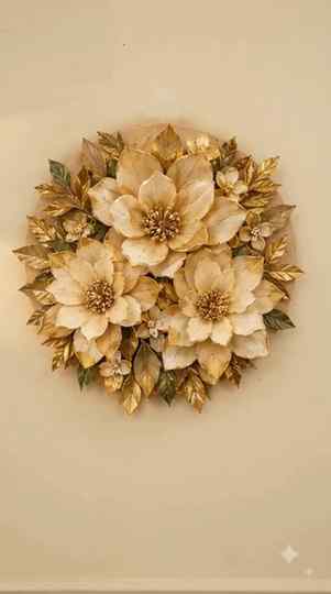 🌼✨ Beautiful Corn Husk Flower Wall Decor! ✨🌼

Who knew cor