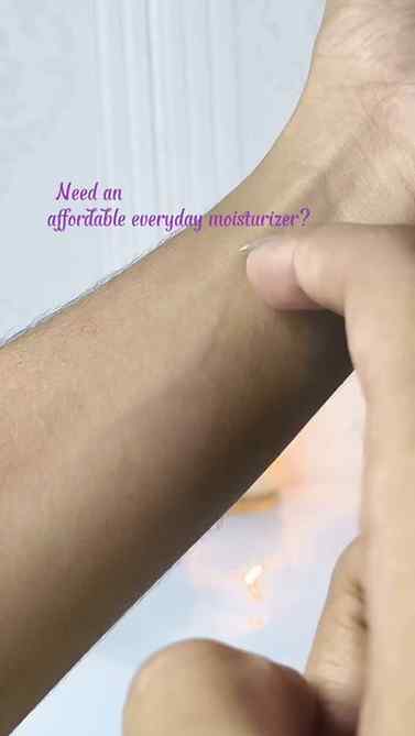 Need an affordable everyday moisturiser? π€β¨
Moiz Daily Moi