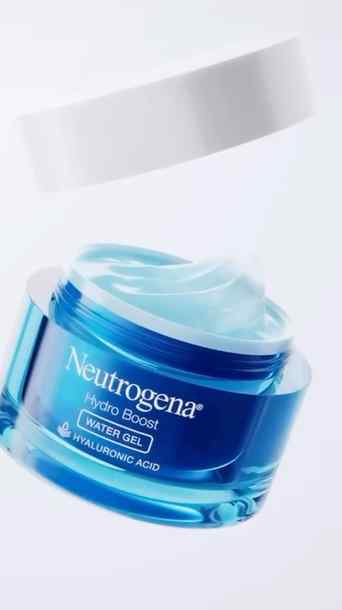 I’ve wanted to try Neutrogena HydroBoost for the longest tim