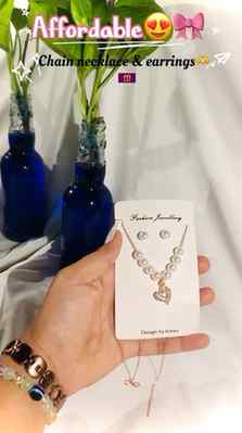 A little layer of luxury.✨
Follow & comment for necklaces &