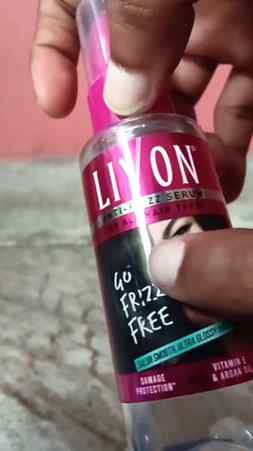 SOLUTION FOR DRY and FRIZZY hairs

#livon #hairsolution #ugc