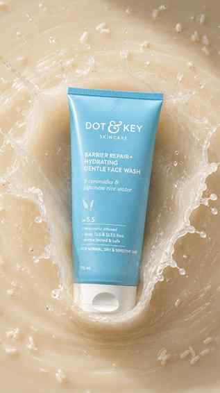 Your skin barrier’s new favorite ✨🩵
@dotandkey.skincare Ba