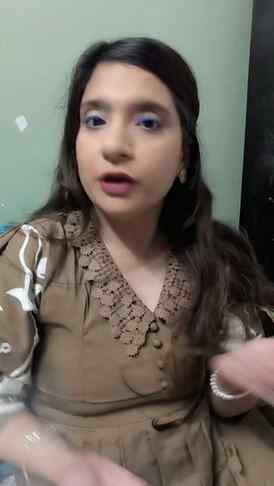 Kyun har jagah dikh raha hai yeh couple perfume set? 
#Ad 
M