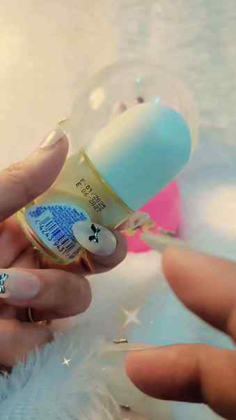 Meet my new underarm-care essential ✨”
 Even-Toned Underarms