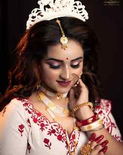 🤍♥️লাবণ্যলতা♥️🤍
💄- Sharmistha's Makeover ,@sharmistha_pr