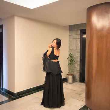 Desi flexin!🖤
.
.
.
.
.
.
#desi #desicore #traditional #eth