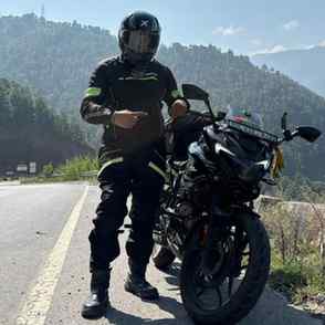 amazing feel in riding gears