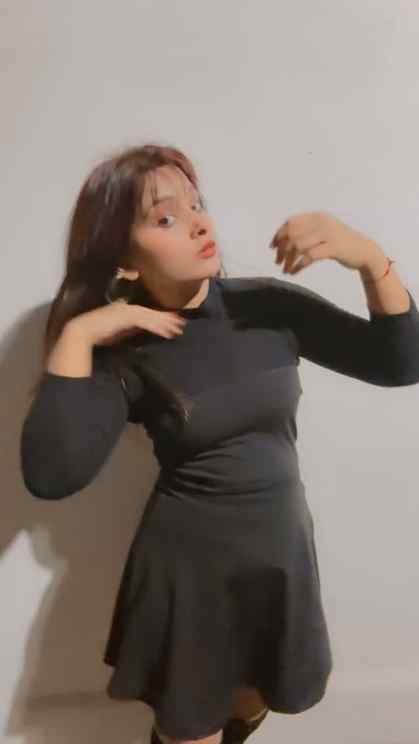 😎
.
#women #girls #delhi #mumbai #creator
.
CREATOR SKINC