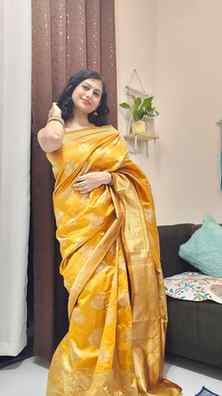A saree that made me stop, look twice… and already think abo