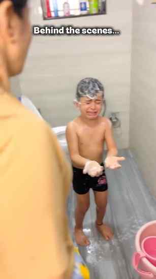 Started bath time as a happy hero 😎
Ended it as a cry baby�