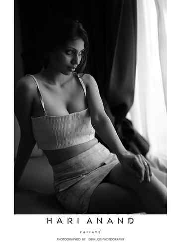 Quiet frames. Strong presence.
A study in light, shadows, t