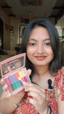 Shade-4 it is!!!🎨
.
.
.
#makeupchallange #lifestyle #eyesha