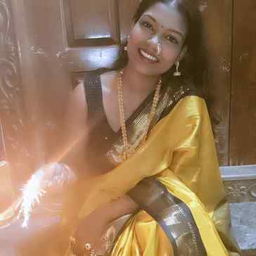 "Saree swag is always in style"❤️💛🔥✨

#saree #fashion #sar
