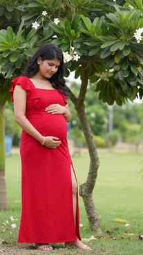 Styling my Meesho maternity shoot dress under ₹420! 🤰💖 Exp