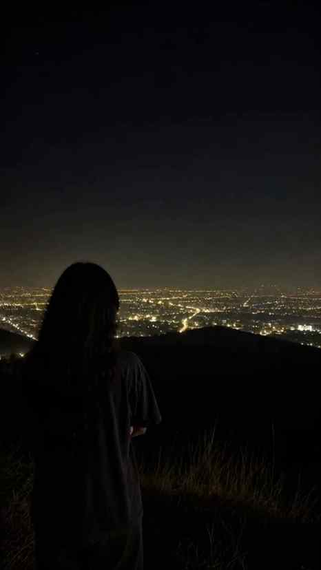 Follow & comment "Prompt" 🌙✨

#fypシ #explore #viral #trendi
