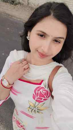 Hn ... ⁉️💁‍♀️(⁠◍⁠•⁠ᴗ⁠•⁠◍⁠)⁠❤(⁠✿⁠ ⁠♡⁠‿⁠♡⁠)

[ College Look] 