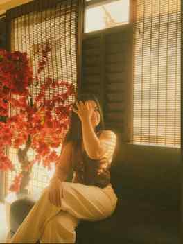 just a little moment of softness 🌹✨
.
.
.
.
.
.
.
.
#golden