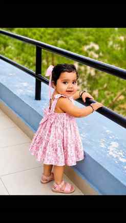 “Chhoti si Radha Rani, apni masoomiyat se sabka dil chura ra