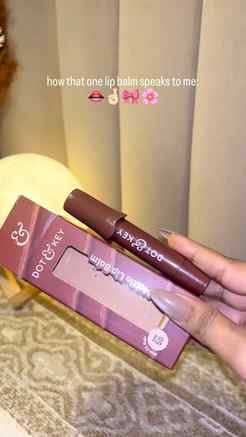 Loved this meltie lip blam @dotandkey.skincare 

Dot & Key, 