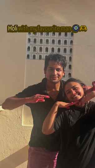 Holi with my Man
.
.
.
.
.
#trendingreels #holi